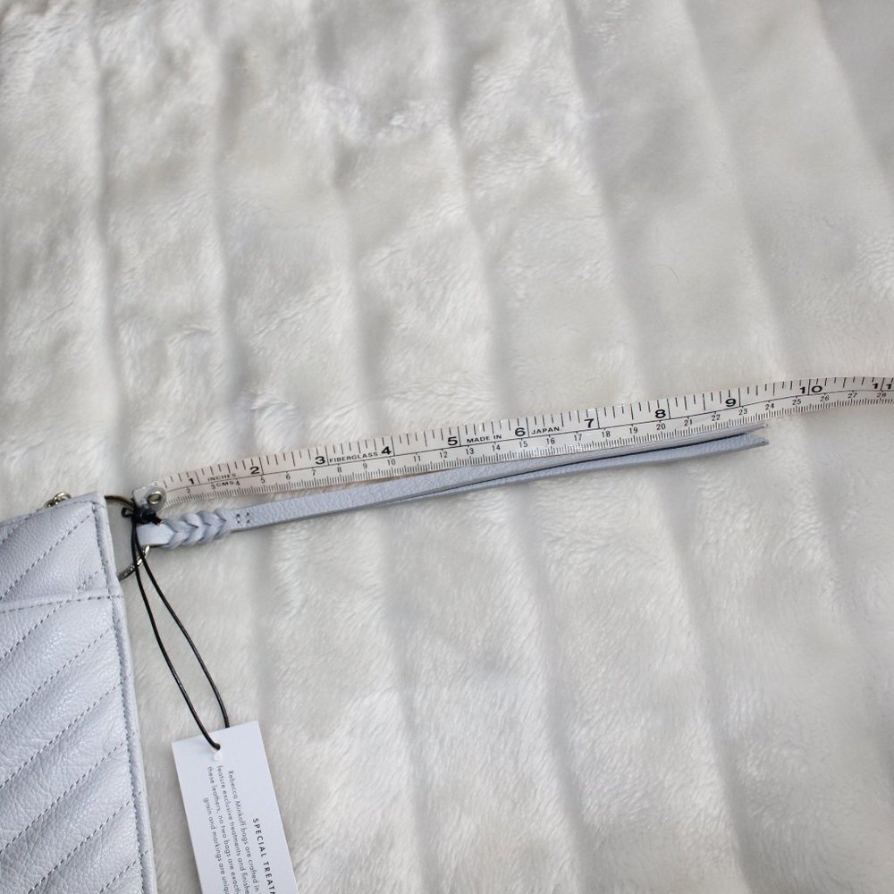 You will look CLASSY with this Rebecca Minkoff Edie Large Leather Zip Clutch - Picture 9 of 13